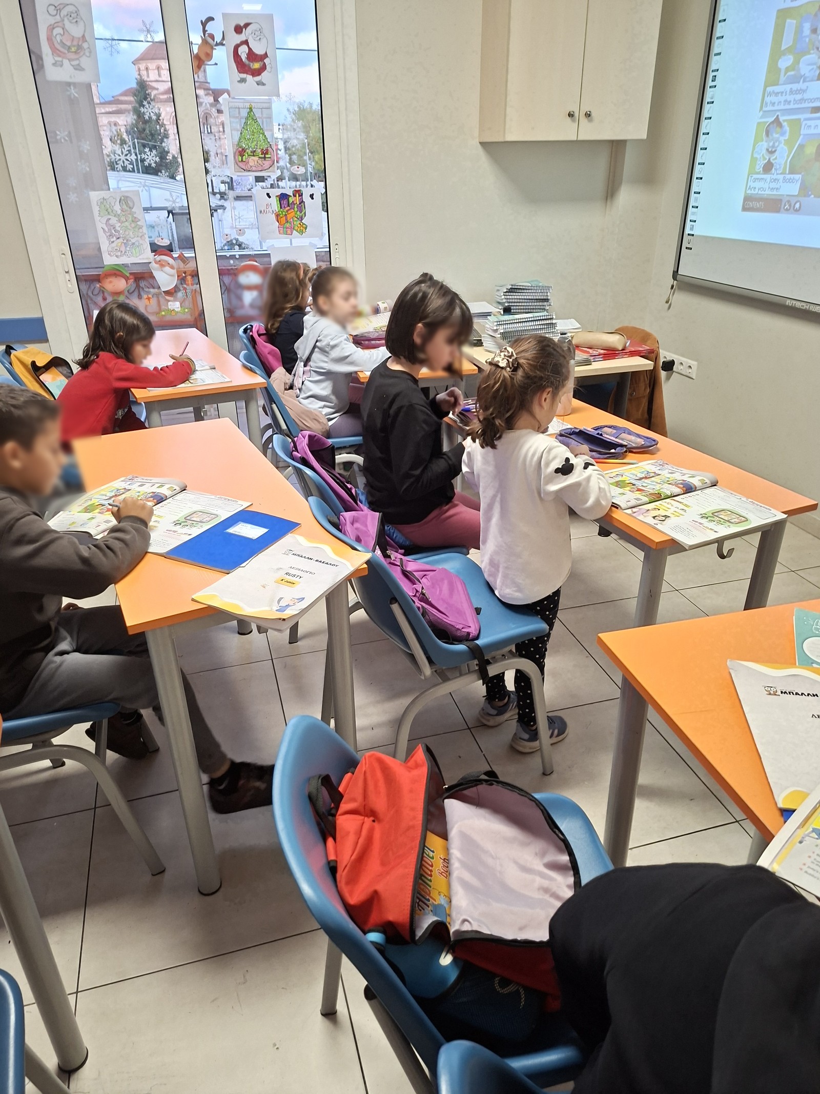 Παιδικό τμήμα Αγγλικών σε δράση — Αιγάλεω